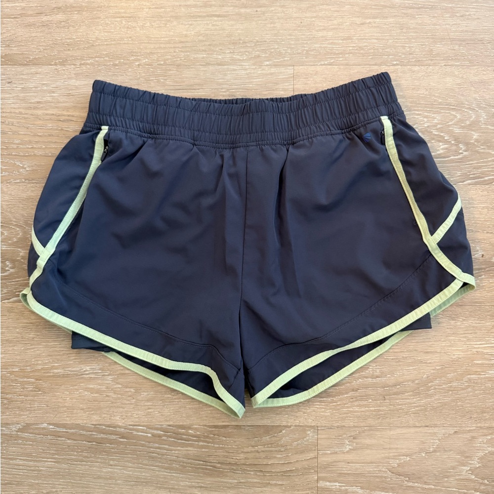 Women's Dark Gray Athletic Shorts Size L